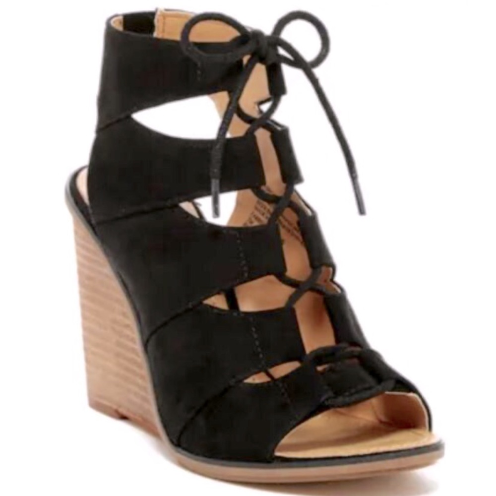 Melrose and Market Calista Wedge Sandals